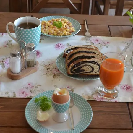 Thamasy Vendégház 3*